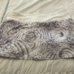 Really cute floral lulu lemon tennis skirt.